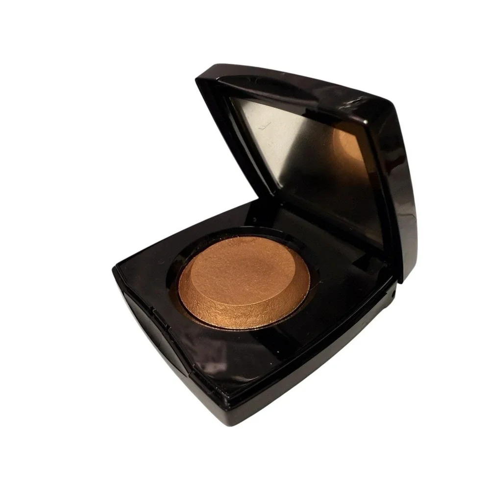 Chanel Ombre‎ Lumiere French Glow Topaz VTG Y2K illuminating powder Luminizer